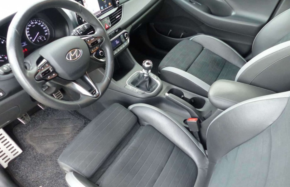Hyundai i30 1.4 T-GDI N-Line Navi LED RFK Klimaaut.