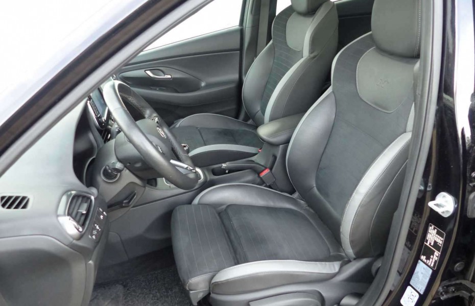 Hyundai i30 1.4 T-GDI N-Line Navi LED RFK Klimaaut.