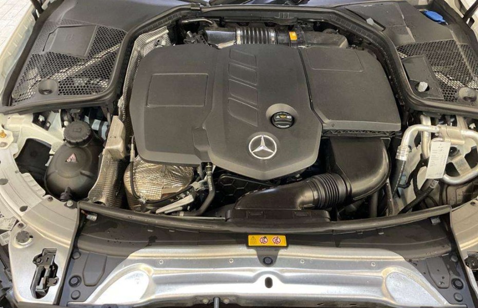 Mercedes-Benz Třídy C d T AMG NIGHT EDITION +KAMERA+DISTRONIC