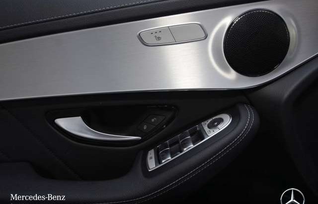 Mercedes-Benz GLC 250d 4M AMG COMAND LED AHK Kamera 9G Sitzh