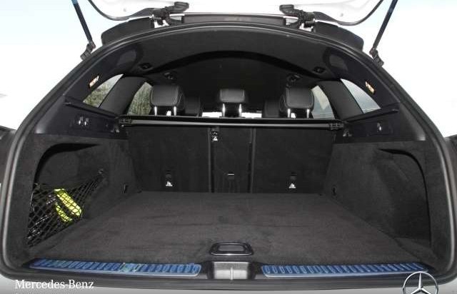 Mercedes-Benz GLC 250d 4M AMG COMAND LED AHK Kamera 9G Sitzh