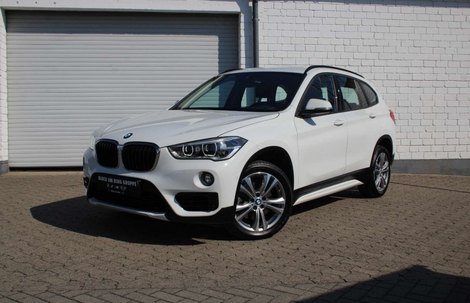 BMW X1 sDrive20i Sport-Line PA DA+ PDC LED Pano