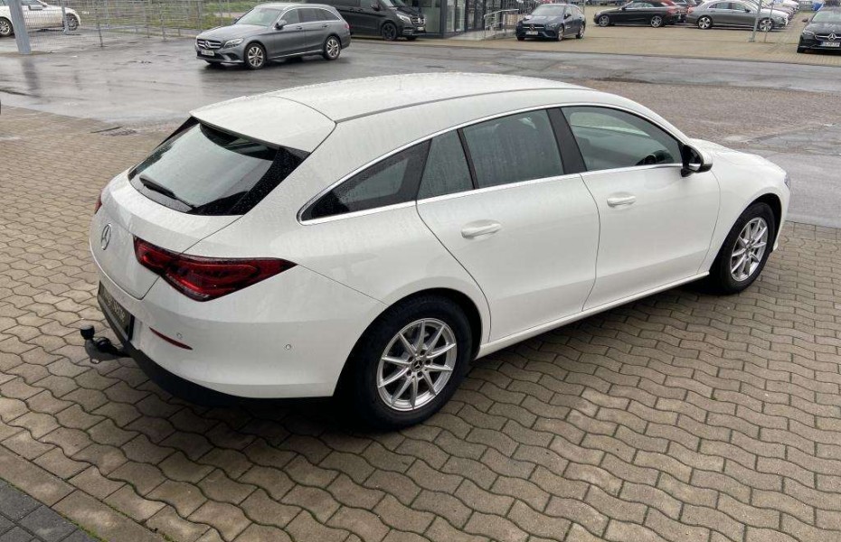 Mercedes-Benz CLA 180 d SB MBUX+AHK+LED+SHZ+PDC+Klima+16' LM