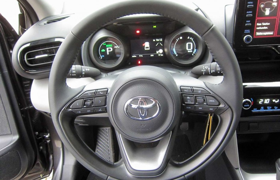 Toyota Yaris Cross 1.5 Hybrid 4x2 Comfort Kamera, Klima