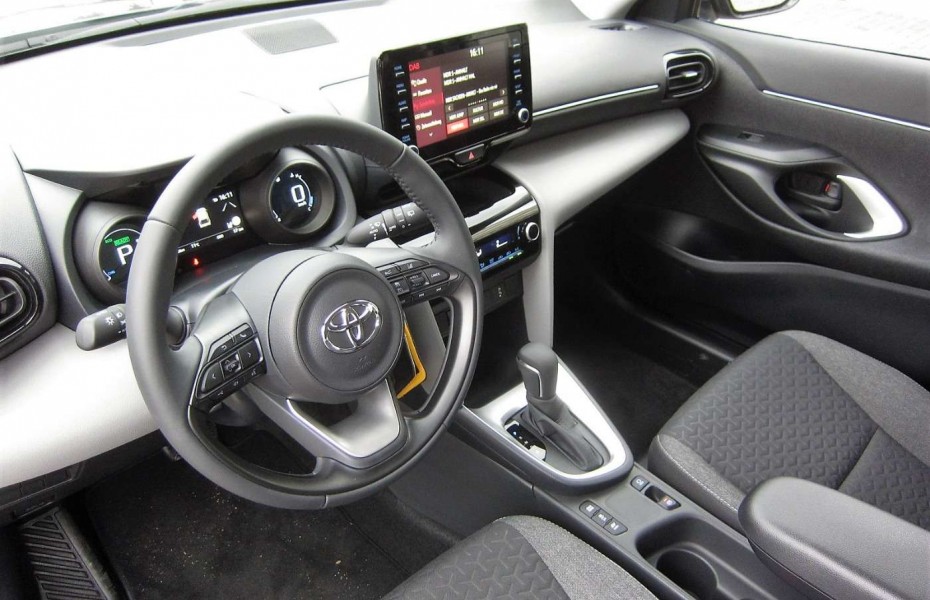 Toyota Yaris Cross 1.5 Hybrid 4x2 Comfort Kamera, Klima