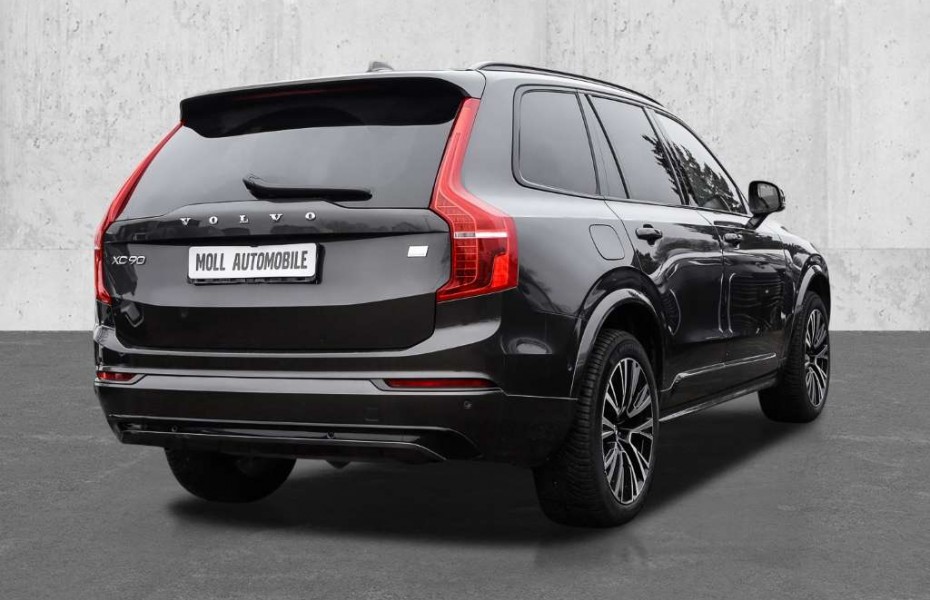 Volvo XC90 Plus Dark Recharge Plug-In Hybrid AWD T8 Twin Engi