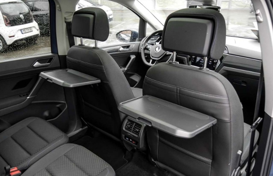Volkswagen Touran UNITED 1.5 TSI LED Navi Pano RKamera 7-Sitzer