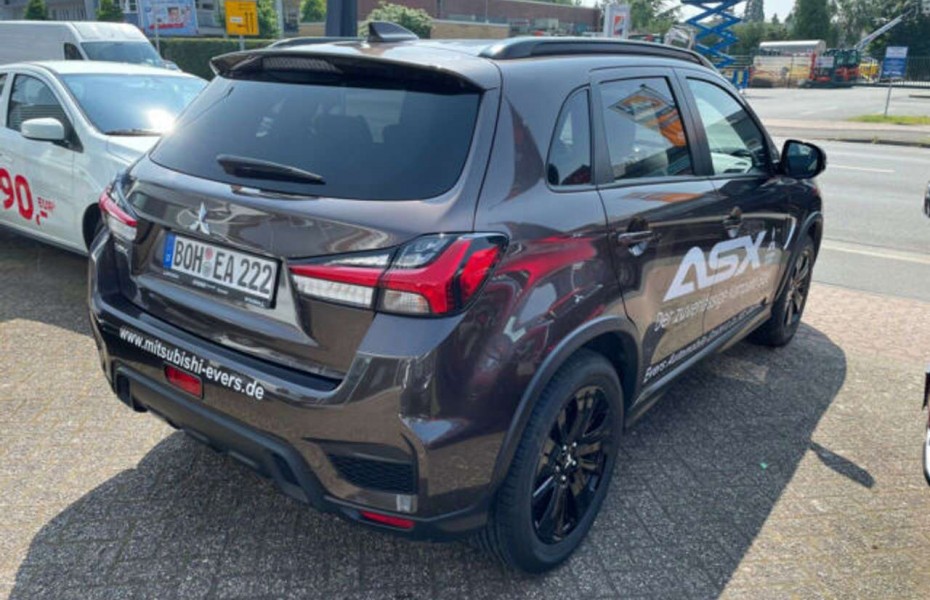 Mitsubishi ASX 2.0 Spirit+ 2WD *Teilleder *Navi