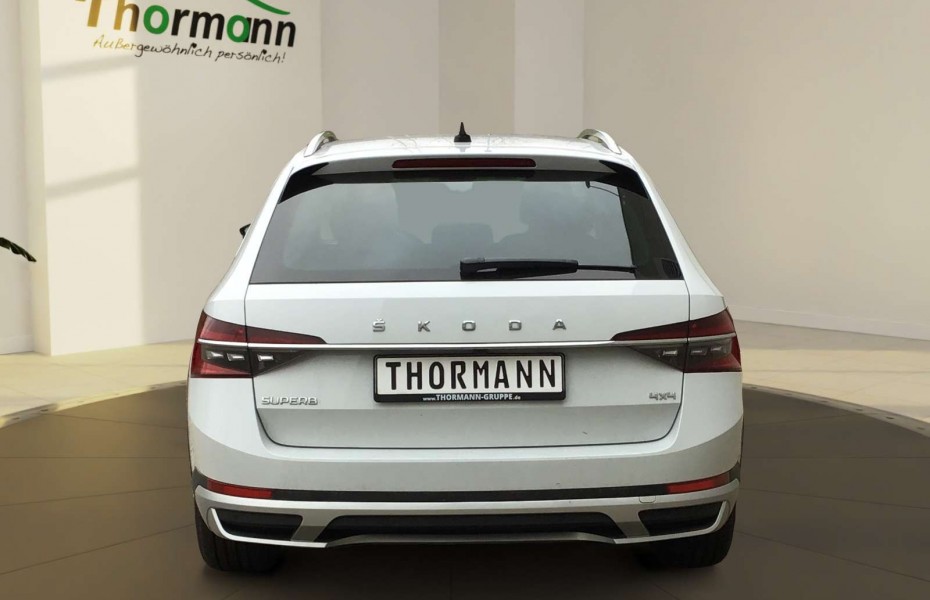 Škoda Superb 2.0 TDI Scout 4x4 scheckheftgepflegt KlimaAT; Navi