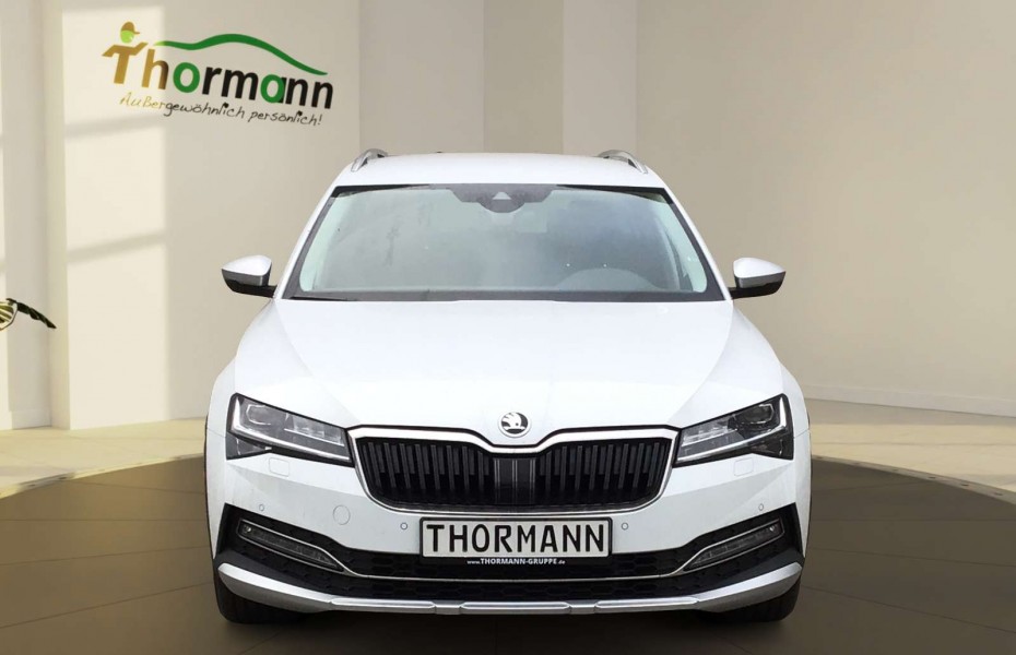 Škoda Superb 2.0 TDI Scout 4x4 scheckheftgepflegt KlimaAT; Navi