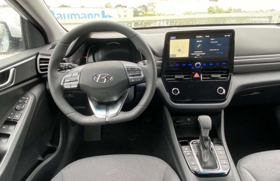 Hyundai Ioniq 1.6 GDI Hybrid Style LED Navi QI Ladefunk.