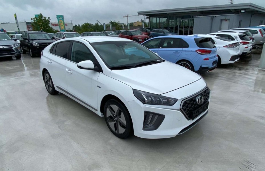 Hyundai Ioniq 1.6 GDI Hybrid Style LED Navi QI Ladefunk.