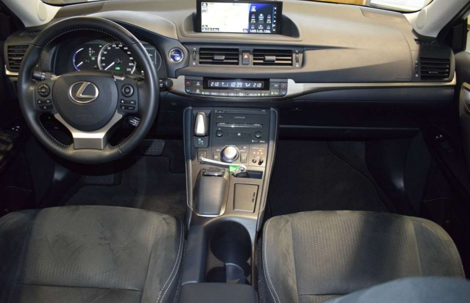 Lexus CT 200h Executive Line PARK ASSIESTENT * NAVI