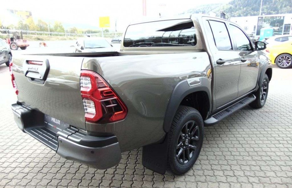 Toyota Hilux 4x4 Double Cab Autm. Invincible (AN1P)