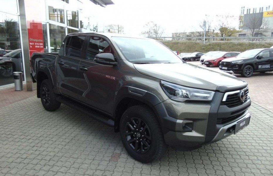 Toyota Hilux 4x4 Double Cab Autm. Invincible (AN1P)