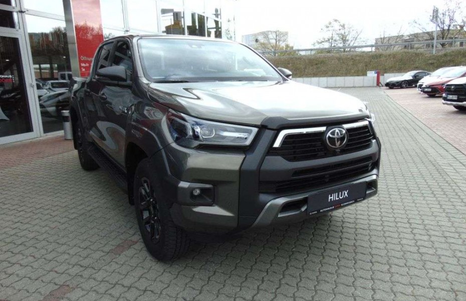 Toyota Hilux 4x4 Double Cab Autm. Invincible (AN1P)