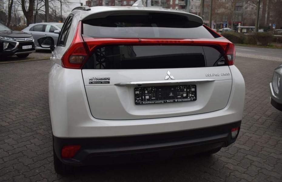 Mitsubishi Eclipse Cross Active+ 2.2 DI-D 4WD AT