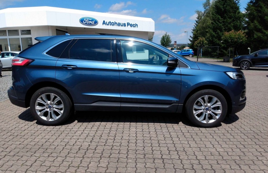 Ford Edge Titanium + Winterräder, AHK,Standheizung, 1. Hd