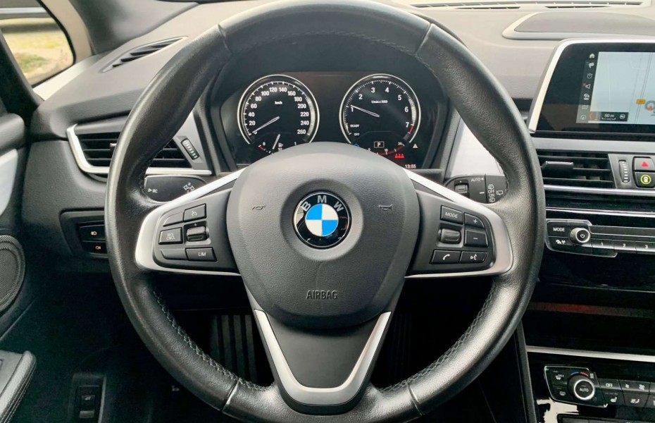 BMW Řada 2 i Active Tourer Advantage HK HiFi LED Navi