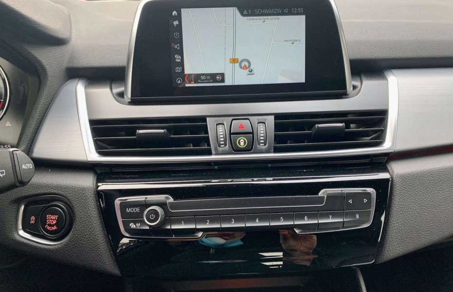 BMW Řada 2 i Active Tourer Advantage HK HiFi LED Navi