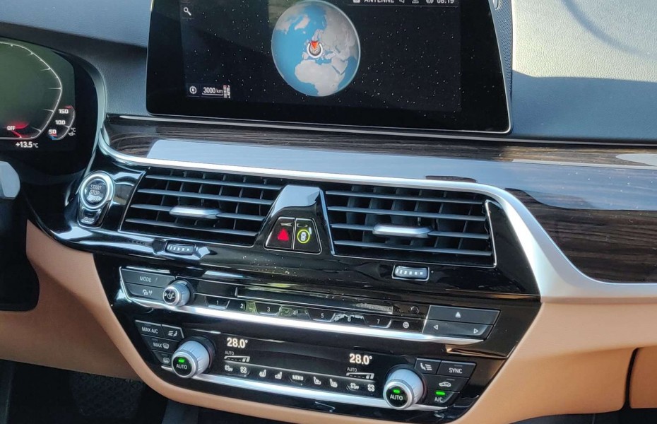 BMW Řada 6 630d xDrive GT Pano Navi LED HUD ParkPilot