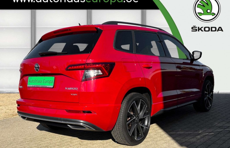 Škoda Karoq Sportline 2.0 TSI DSG 4x4 ACC Columbus Pano eKlapp