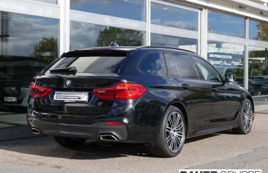 BMW Řada 5 d xDrive M Sport Touring Park-Assistent Allrad Spo