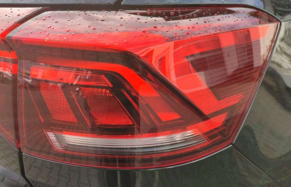 Volkswagen T-Roc 2.0 TSI SPORT R LINE 4 Motion VIRTU CP+LED