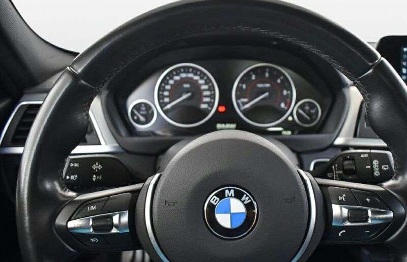 BMW Řada 3 dA Tour. M Sport Navi.LED.SpeedL.HiFi.PDC.FSE