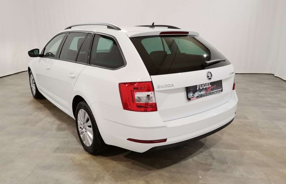 Škoda Octavia Combi 1.6 TDI Ambition Navi|SHZ|PDC