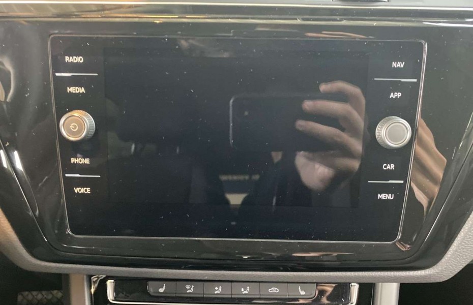 Volkswagen Touran 1.5 TSI DSG R-Line Highline NAVI KLIMA AH