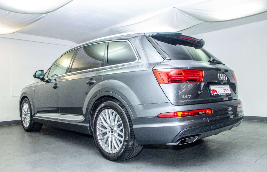 Audi Q7 3.0 TDI qu 3xS line ExtP sport select