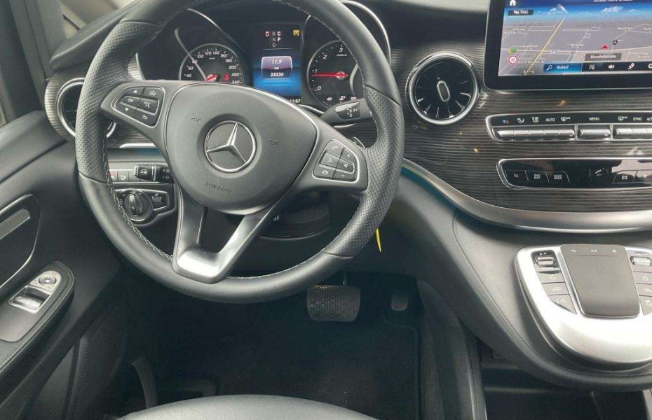 Mercedes-Benz Třídy V Avantgarde 4M XL Distr. 360°Kamera AHK2,5
