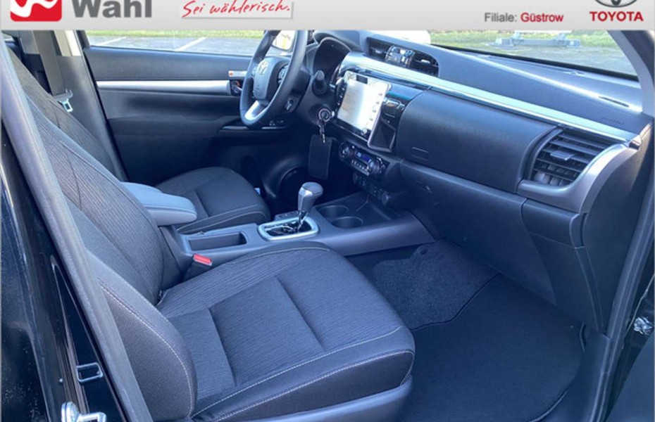 Toyota Hilux 2.8 D4-D Double Cab Comfort 4x4, bis 12 Monate ab