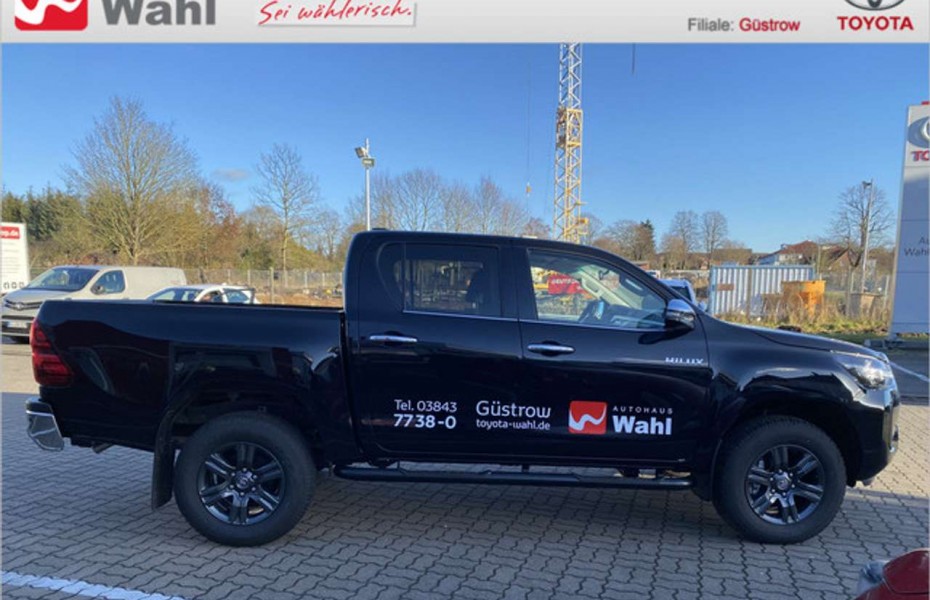 Toyota Hilux 2.8 D4-D Double Cab Comfort 4x4, bis 12 Monate ab
