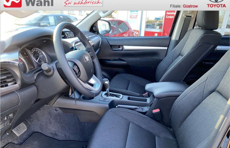 Toyota Hilux 2.8 D4-D Double Cab Comfort 4x4, bis 12 Monate ab