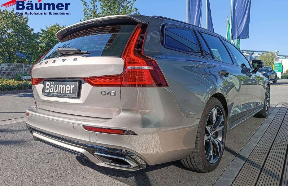 Volvo V60 D4 R-Design Geartronic + CAM + LED +