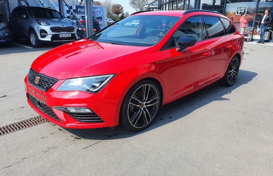 SEAT Leon ST 2.0 TSI DSG Cupra 300 4Drive LED|Navi|virt.|BE