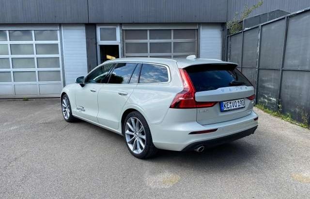 Volvo V60 Momentum Bluetooth Navi LED Klima Standhzg