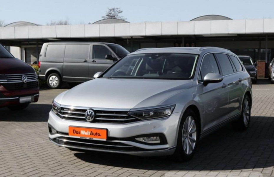 Volkswagen Passat Variant 2.0 TDI BMT Elegance R-Line Navi,