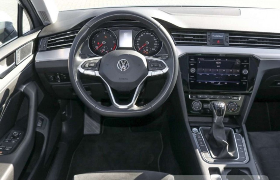 Volkswagen Passat Variant 2.0 TDI BMT Elegance R-Line Navi,