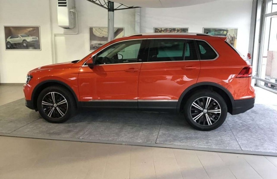 Volkswagen Tiguan 2.0 TDI DSG Sound 4Motion DYNAUDIO 360 Navi