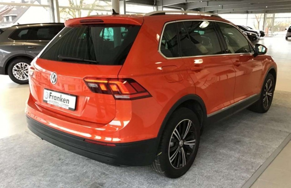 Volkswagen Tiguan 2.0 TDI DSG Sound 4Motion DYNAUDIO 360 Navi