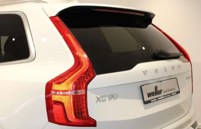 Volvo XC90 D5 R-Design AWD AHK Navi Panoramadach Blis Voll-LE