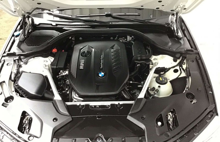 BMW Řada 5 d xDrive Tour. Aut. M Sport NaviProf GSD AHK