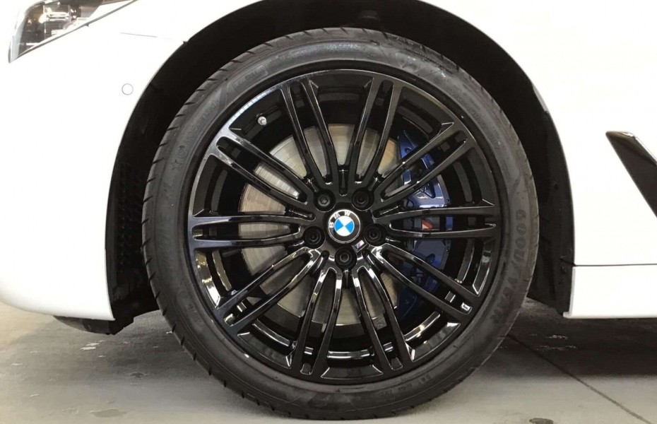 BMW Řada 5 d xDrive Tour. Aut. M Sport NaviProf GSD AHK