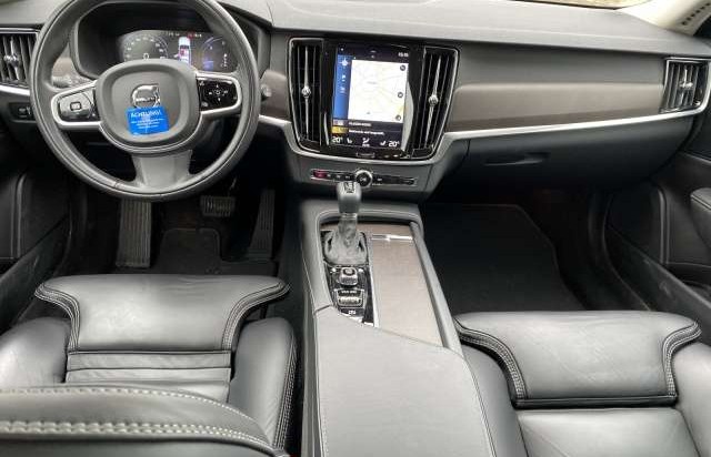 Volvo V90 PRO D5 AWD NAVI LED STANDHEIZUNG