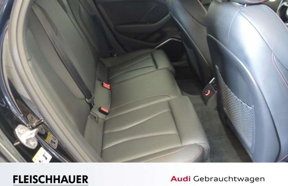 Audi RS 3 Sportback 2.5 TFSI quattro S tronic Pano Navi Kame