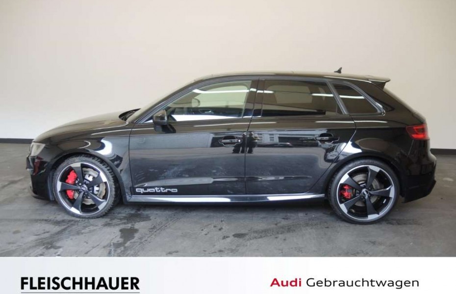 Audi RS 3 Sportback 2.5 TFSI quattro S tronic Pano Navi Kame