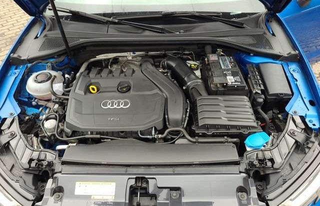 Audi A3 Sportback TFSI S-Line S-tronic LED Navi ACC PDC...